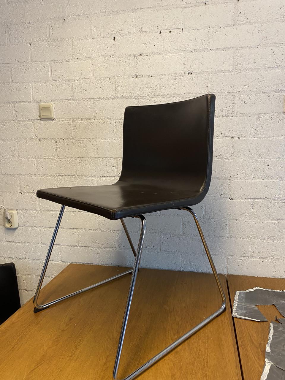 4 Eetkamerstoelen /lederen zitting