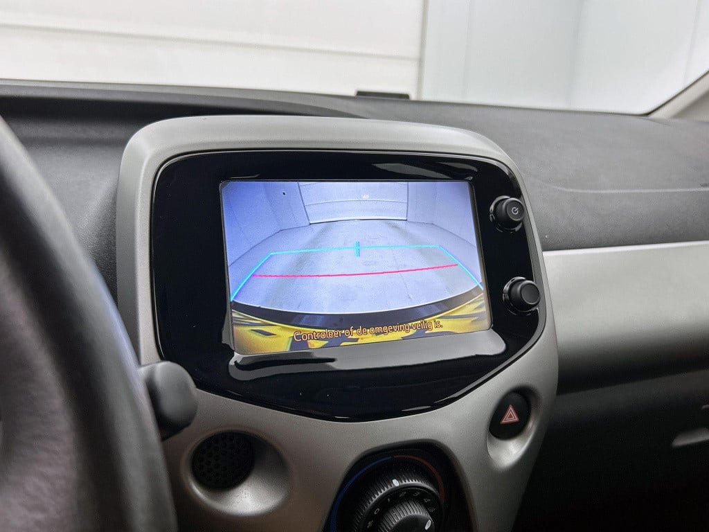 Toyota Aygo 1.0 vvt-i x-play | camera | bluetooth | airco