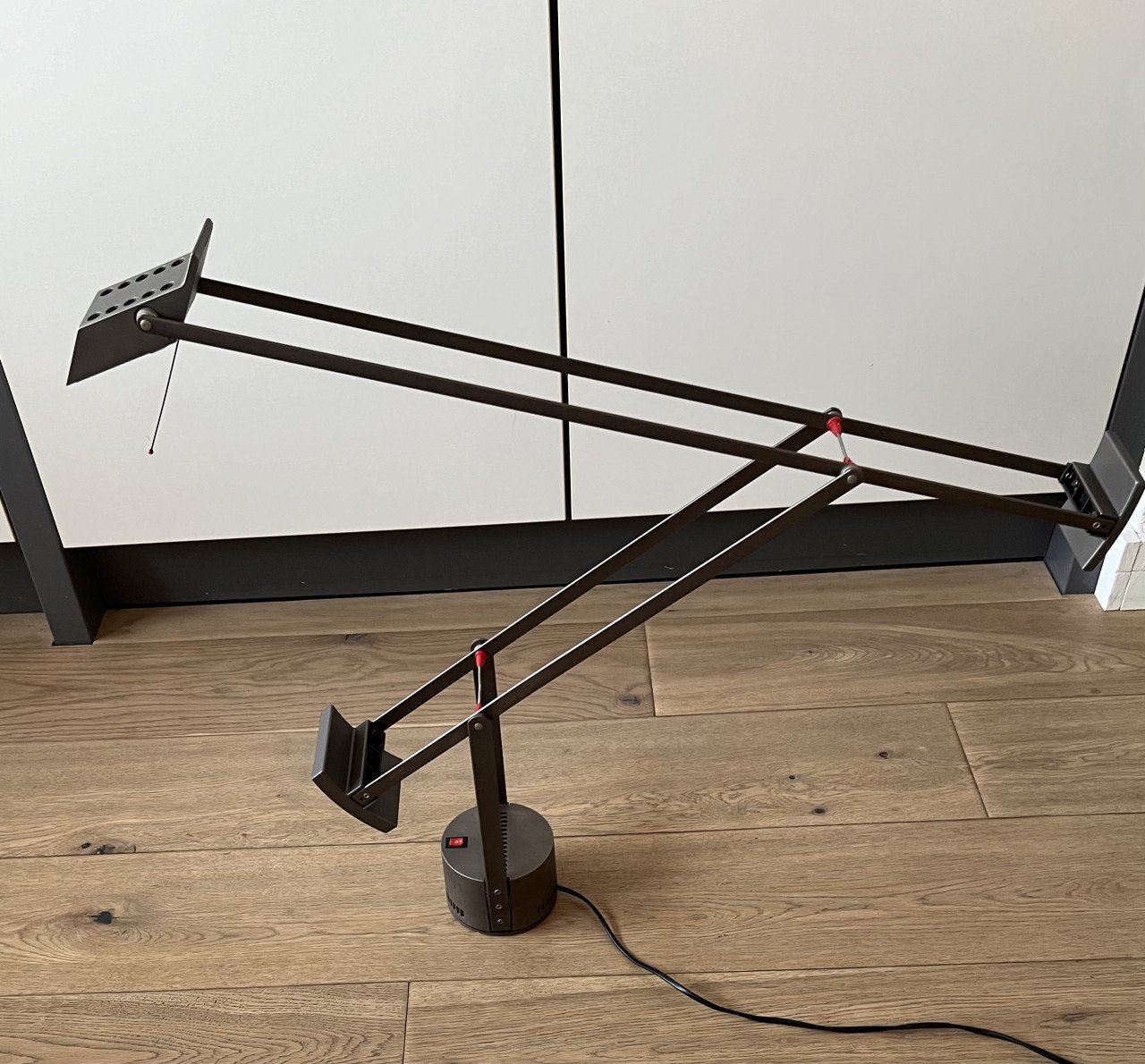 Design lamp Artemide TIZIO bij Richard Sapper