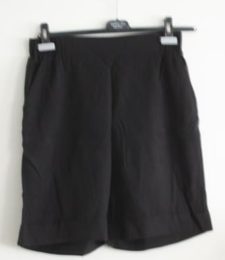 Zwarte korte broek  maat 38