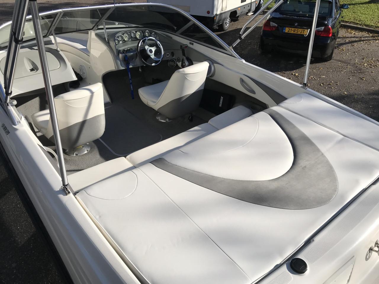 BAYLINER 185 BOWRIDER