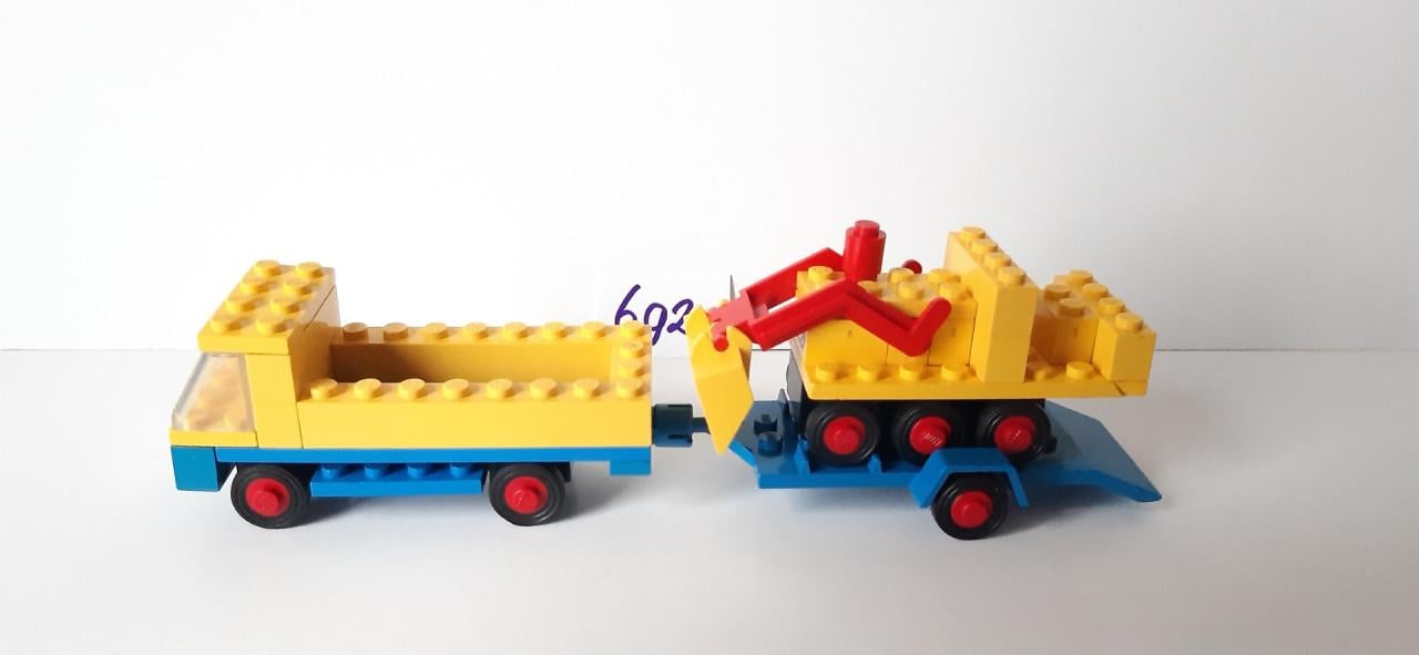 Lego Construction 692: Road Repair Crew, vintage