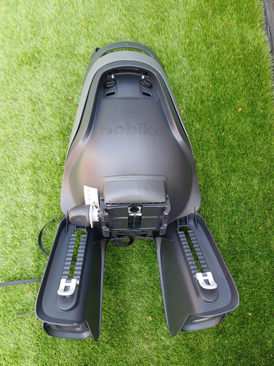 Fietsstoeltje Bobike maxi go  en Helm