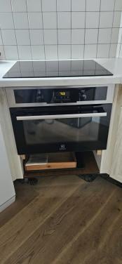 Inductie kookplaat4 pits en inbouw combi magnetron oven