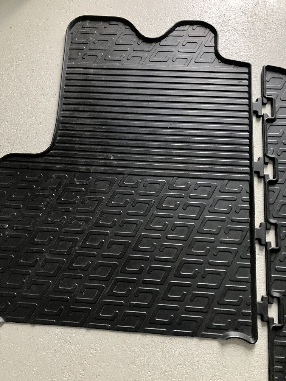 Rubber vloermatten voor de cabine van een Citroen Jumper