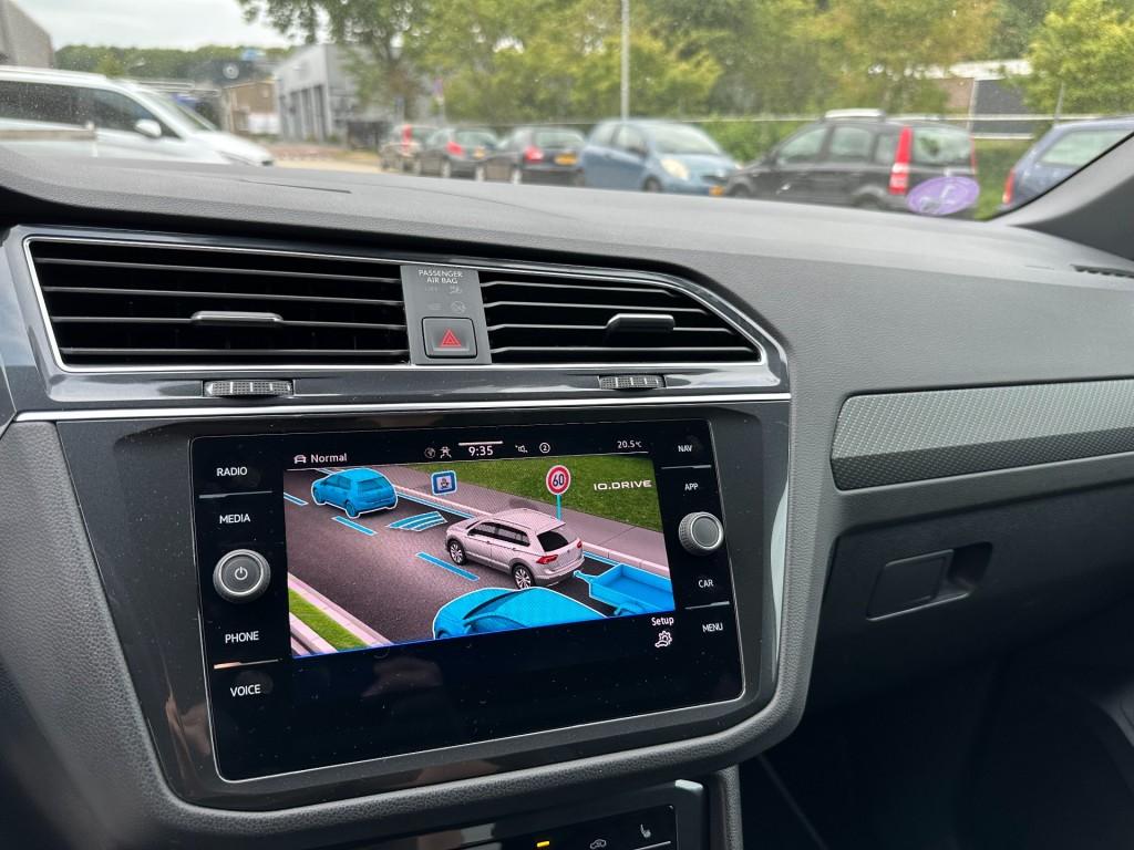 Volkswagen Tiguan 1.5 tsi r-line business+ trekhaak camera 20'' black style