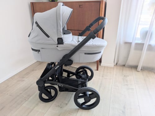 Nagenoeg nieuwe Mutsy Nio kinderwagen