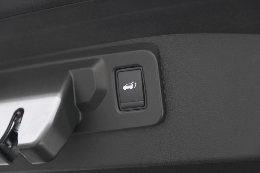 Renault Austral 1.2 e-tech full hybrid 200 iconic esprit alpine | 4 control