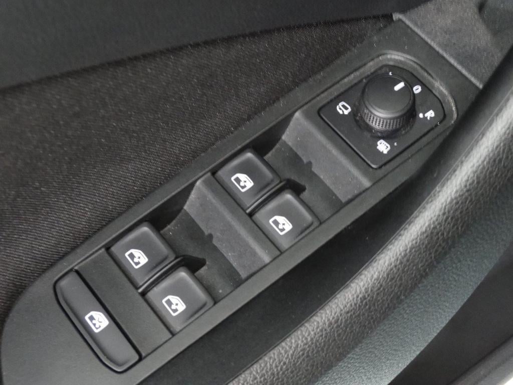 Skoda Kamiq 1.0 tsi greentech 115pk dsg-7 ambition