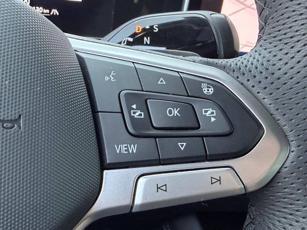 Volkswagen Tiguan 1.5 etsi 150pk dsg r-line | black line | 360 camera | sta