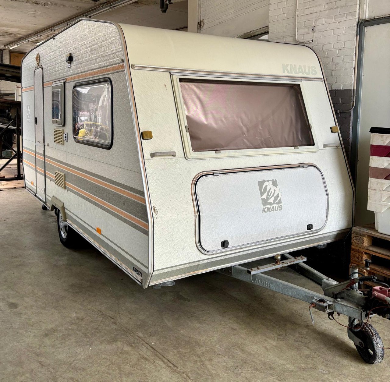 Knaus Sudwind 420 (1988)