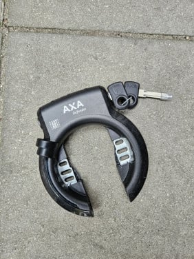 AXA Defender fietsslot