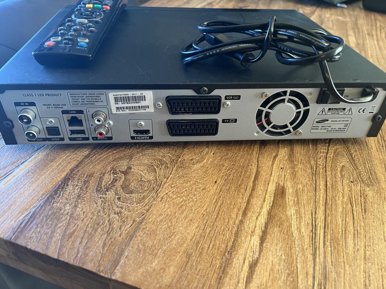 Samsung C7140 HDD decoder, 320 GB, HDMI Programma kijken en andere zender