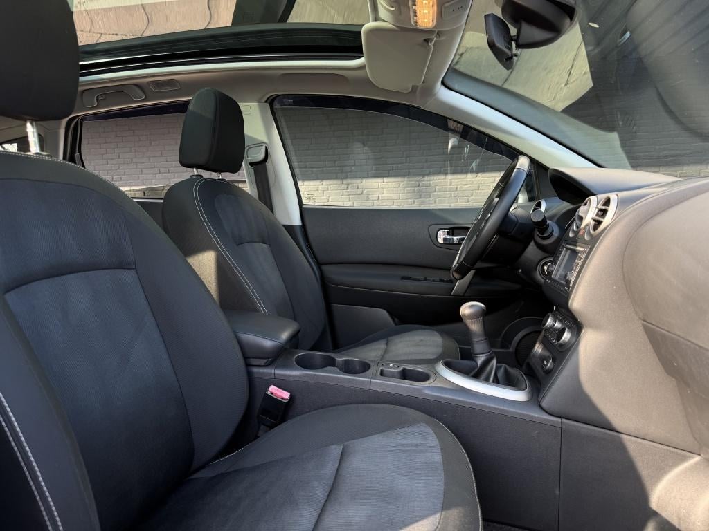 Nissan Qashqai 1.6 connect edition // trekhaak //