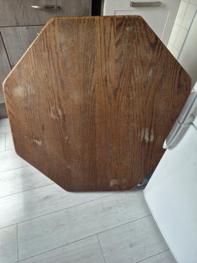 Gratis salon tafel