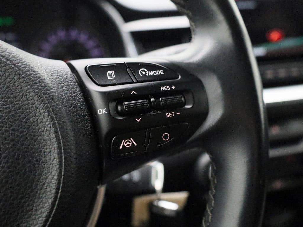 Kia Stonic 1.0 t-gdi mhev dynamicplusline | lmv | navigatie | parkeer senso