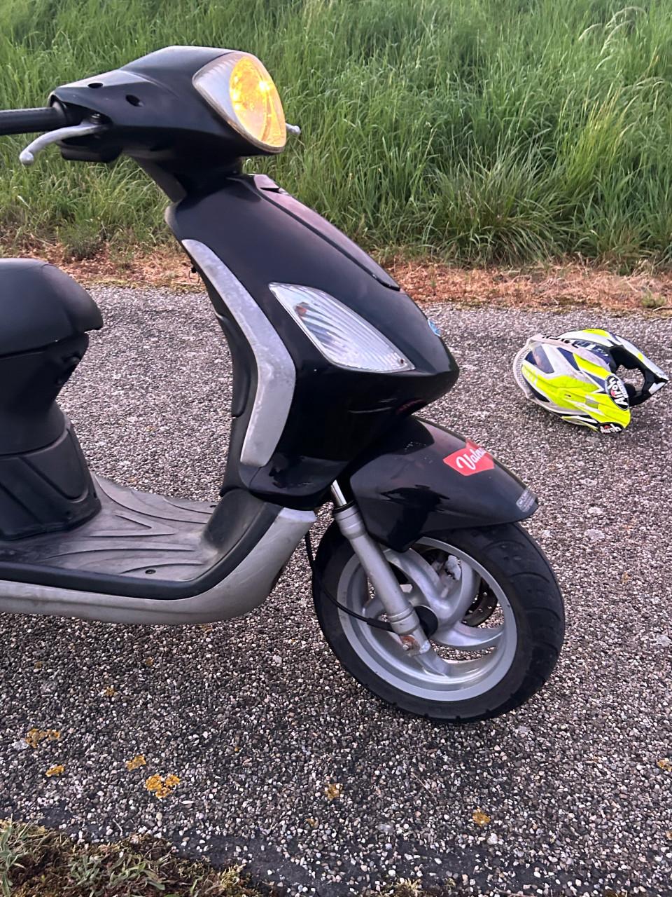 Scooter piaggio fly 2 takt