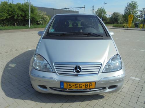 A 190 lang 92 Kw ( 125 Pk )Apk en 141.840 kilometer met N.A.P nette auto