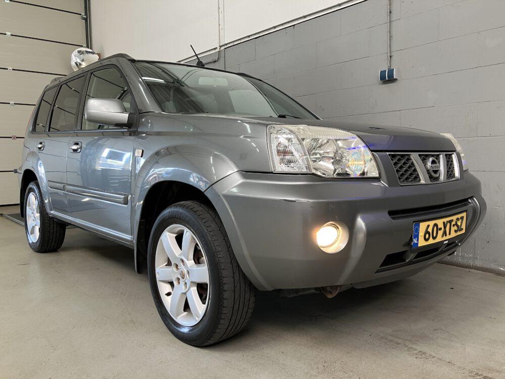 Nissan X-Trail 2.0 Columbia Style 2wd