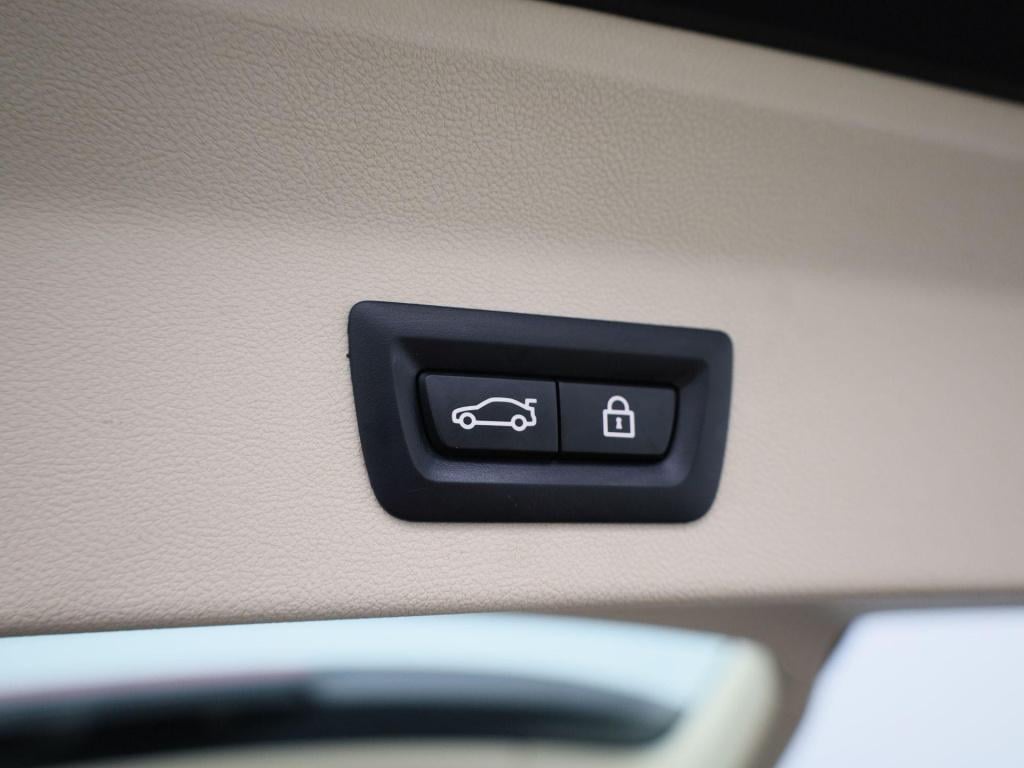 BMW X3 xdrive30e high executive | automaat | panorama dak | climate control