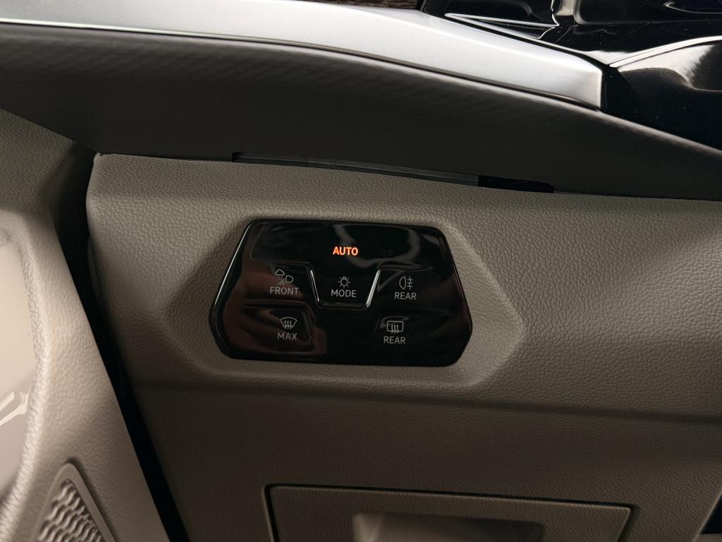Volkswagen Multivan 1.4 ehybrid l2h1 vip style | elek. trekhaak | acc | lan