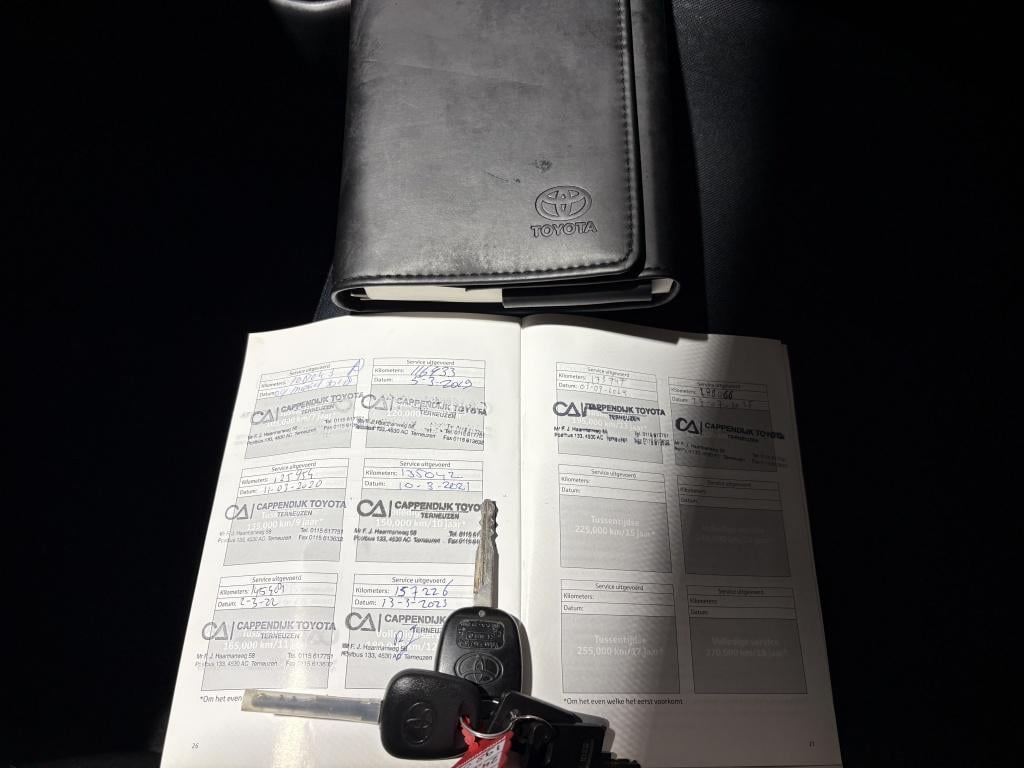 Toyota Yaris 1.3 vvti aspiration | clima | trekhaak | lm velgen |