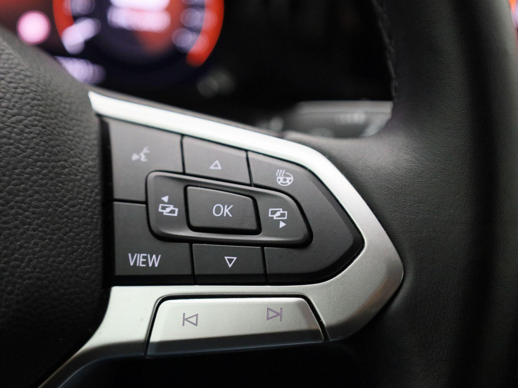 Volkswagen Golf 1.5 tsi | virtual cockpit | navigatie | dab | stoel/stuur v