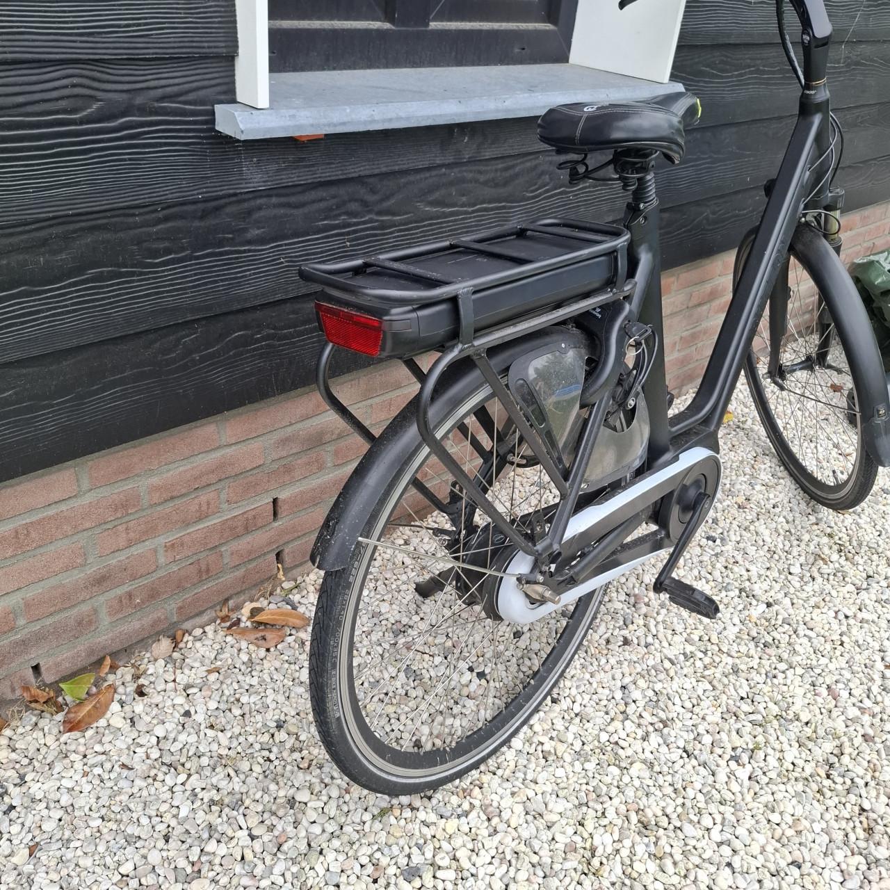 Buton elektrische fiets met bafang middenmotor