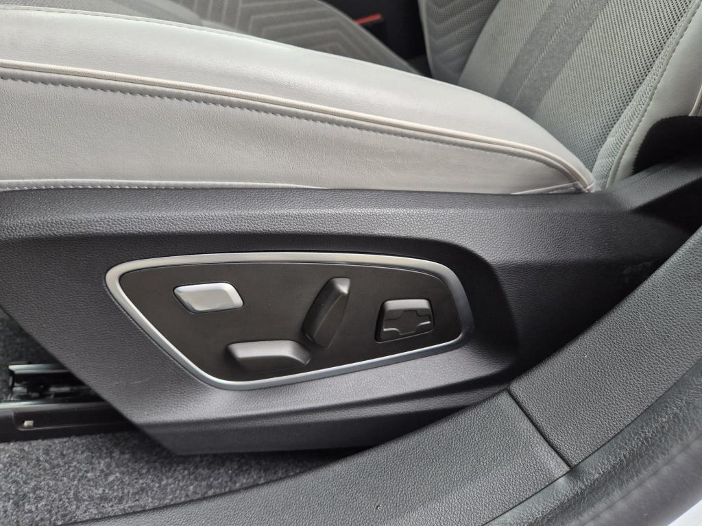 Renault Scenic e-tech ev87 long range iconic solarbay dak, harman kardon au