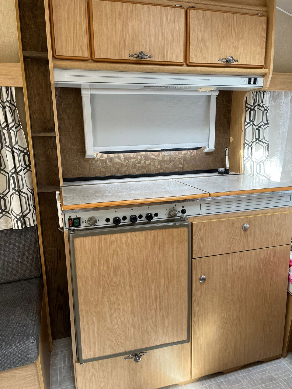 Caravan Chateau Contour 36