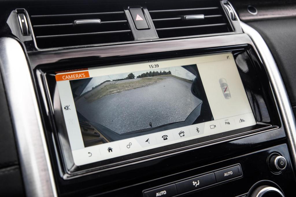 Land Rover Discovery 3.0 td6 hse grijs kenteken / leer / navi / luchtvering