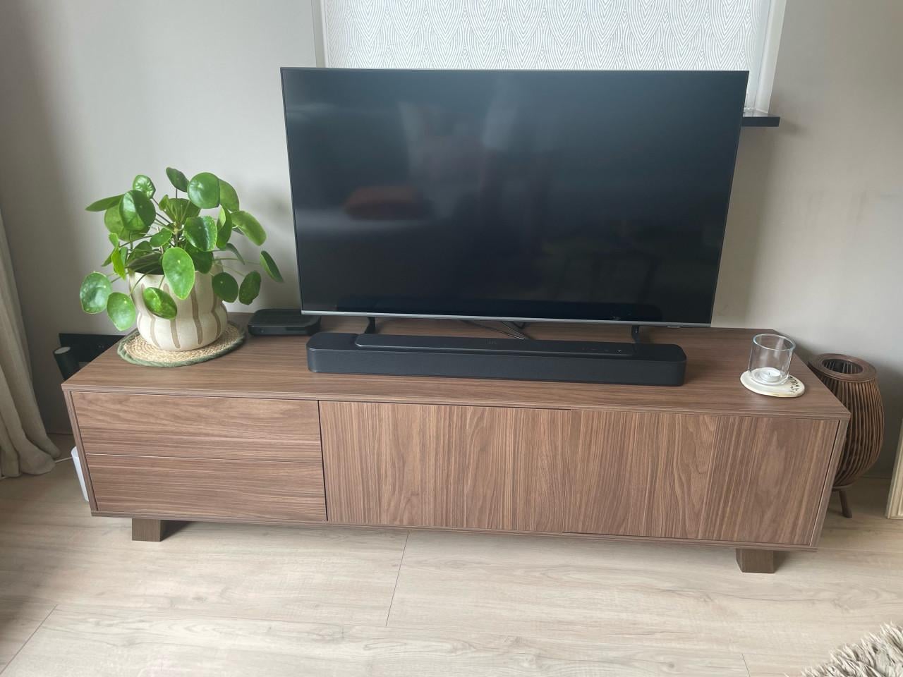TV meubel van Wood