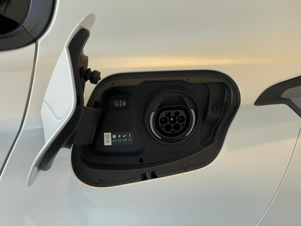 Peugeot 308 1.6 hybrid 180 allure pack business