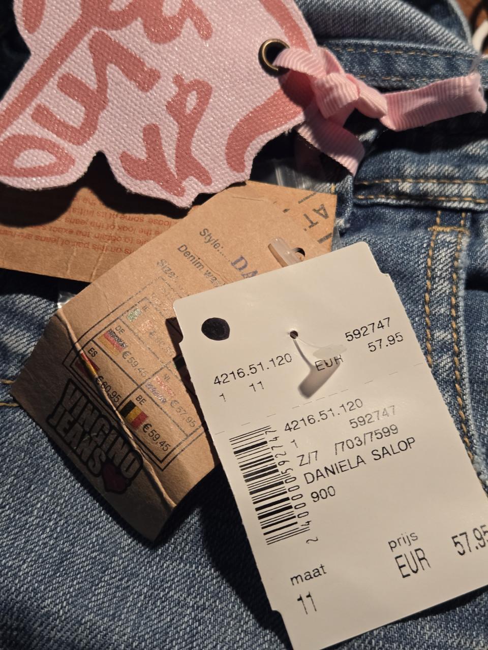 Denim Jeans korte tuinbroek Vingino Maat 146  11 jaar. Nieuw