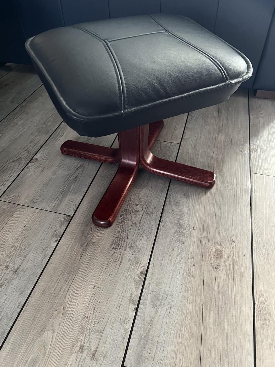 Relax stoel met bijpassend voetenbankje