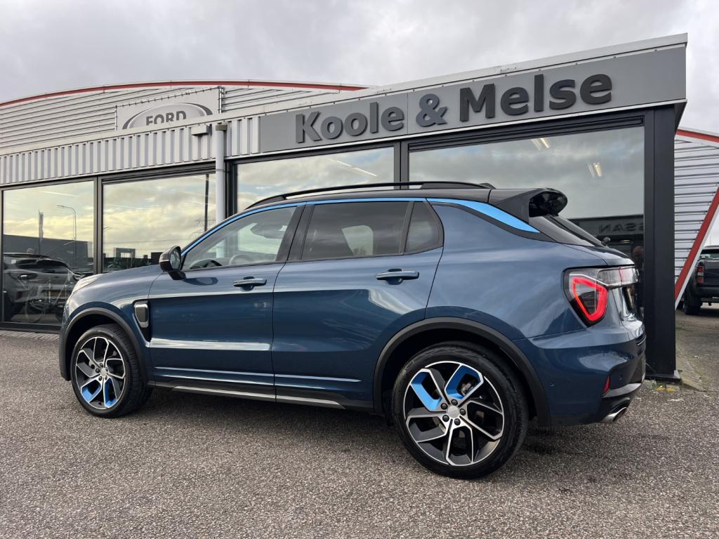 Lynk & Co 01 1.5 261pk phev plug inn hybrid , pano dak,360gr camera , car p