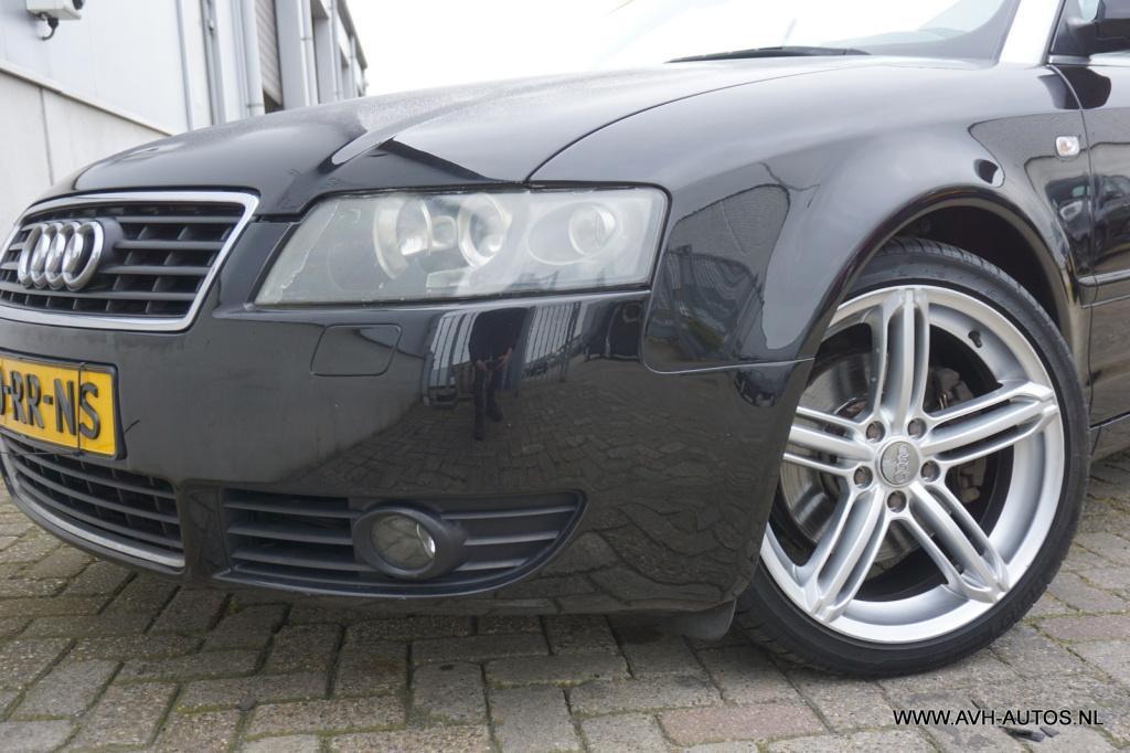 Audi A4 cabriolet 2.4 v6 exclusive