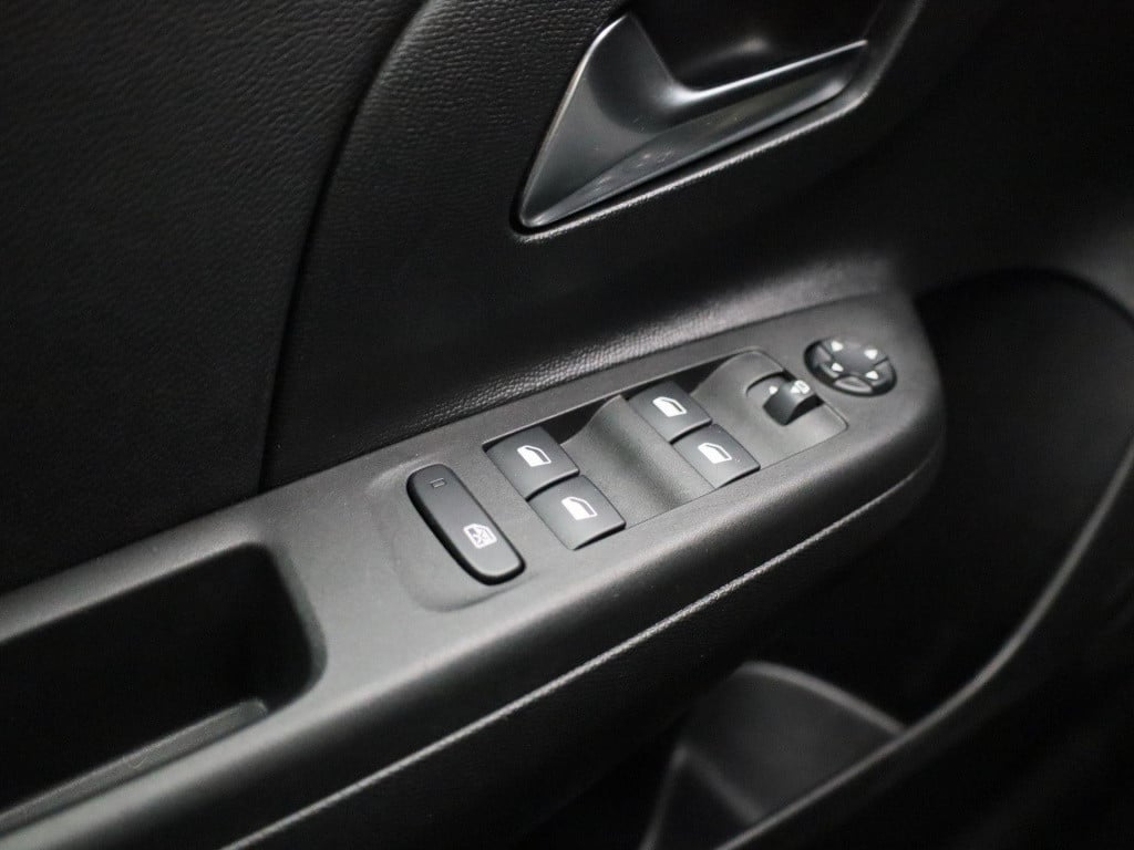 Opel Corsa 1.2 elegance | automaat | navigatie | apple carplay / android au
