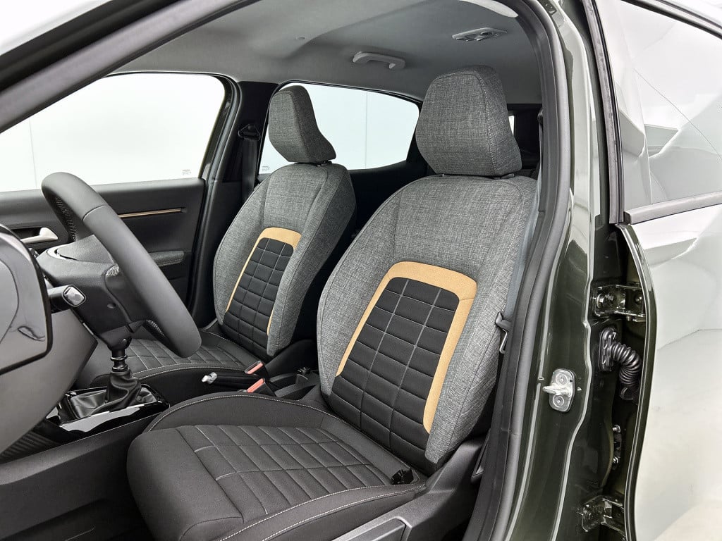 Citroen C3 Aircross turbo 100pk plus | rijklaar | camera | apple carplay | 