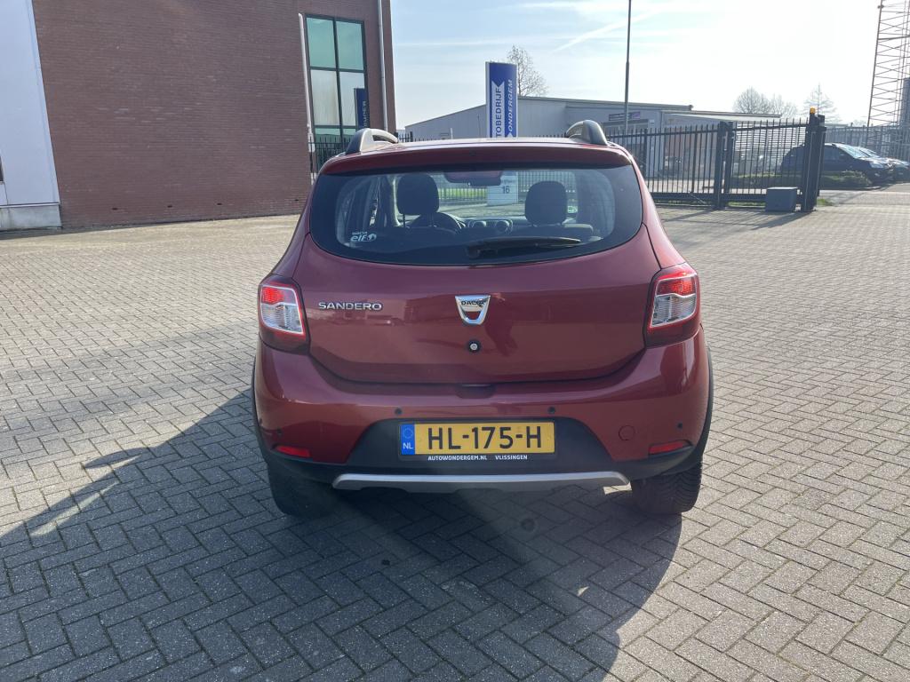 Dacia Sandero Stepway 0.9 tce lauréate 63 dkm