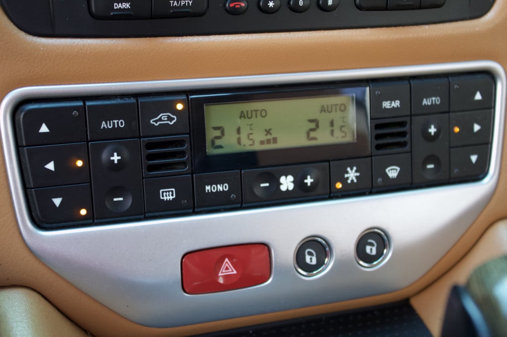 Maserati Granturismo 4.7 s | btw auto 61.900 ex btw | bose | leder | youngt