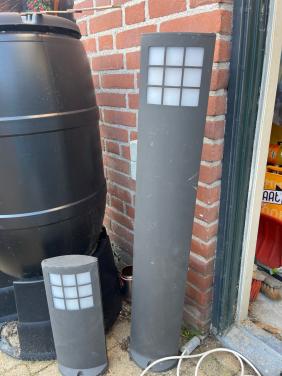 Buitenlampen grote 100cm kleine 40cm