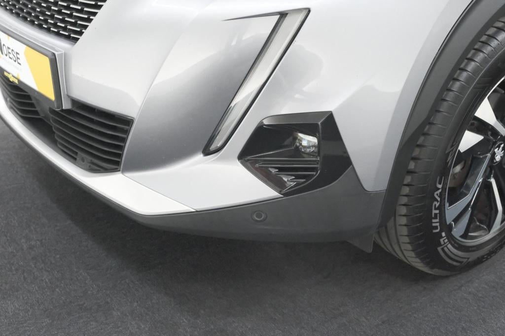 Peugeot 2008 puretech 130 eat8 allure | trekhaak afneembaar | camera | navi