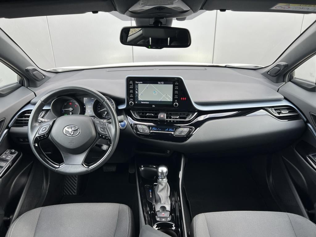 Toyota C-hr 1.8 hybrid style