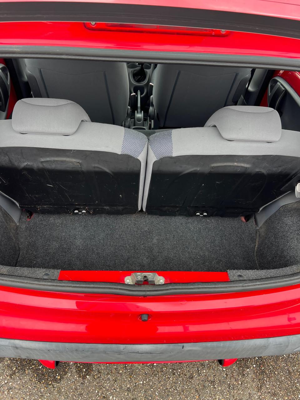 Peugeot 107 1.0 12V 5DR 2007 NIEUWE APK