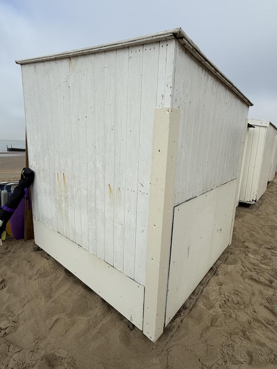 Strandhokje gratis (gereserveerd)