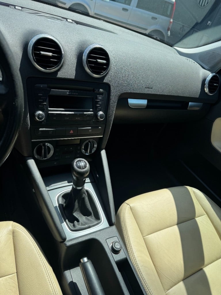 Audi A3 sportback 1.6 attraction business edition