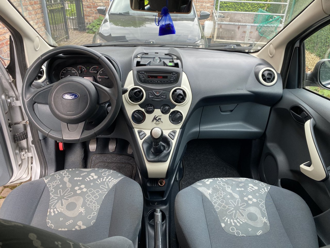 Ford ka. Nieuwe distributie en grote beurt