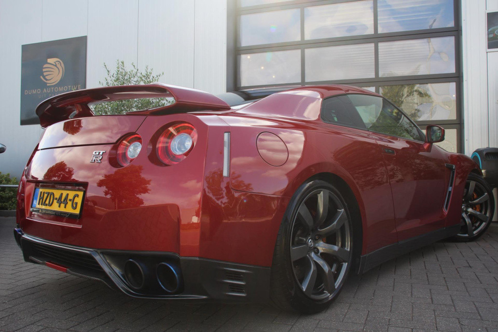 Nissan Gt-r 3.8 v6 premium - actieprijs: €72.645,- t/m 20 augustus!
