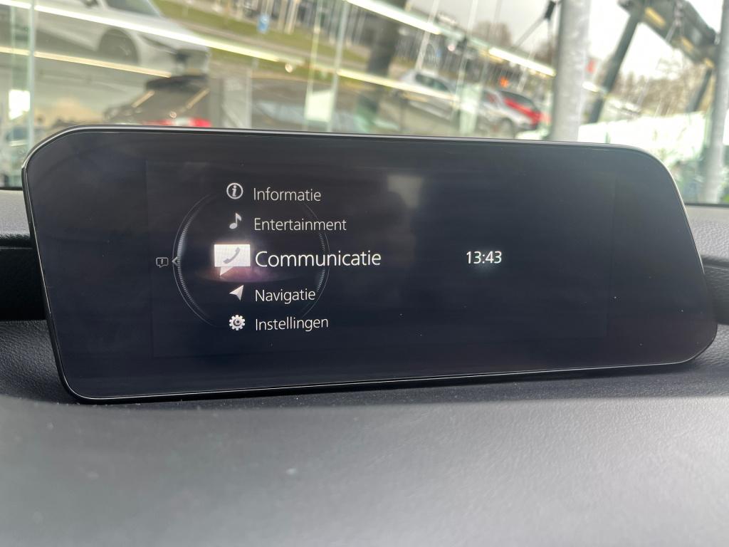 Mazda 3 2.0 skyactiv-x 180 pk luxury |aero pack|bose|trekhaak|rijklaar